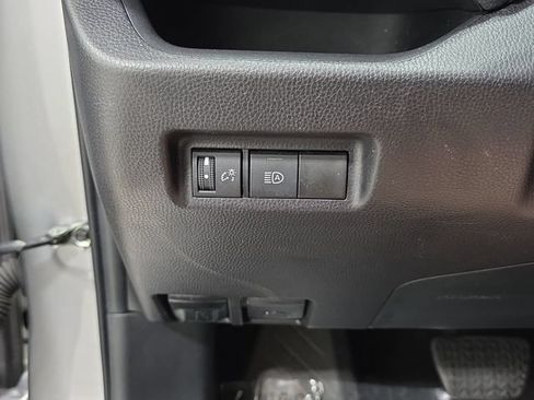 Certified 2025 Toyota RAV4 LE FWD image 23