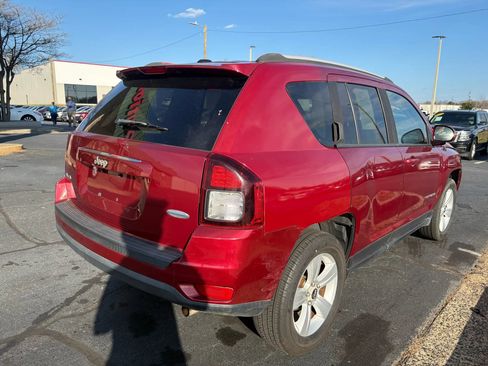 Used 2016 Jeep Compass Latitude AWD/4WD image 7