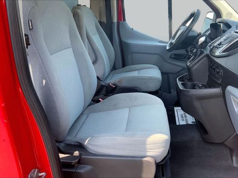 Used 2015 Ford Transit 150 XLT RWD image 9