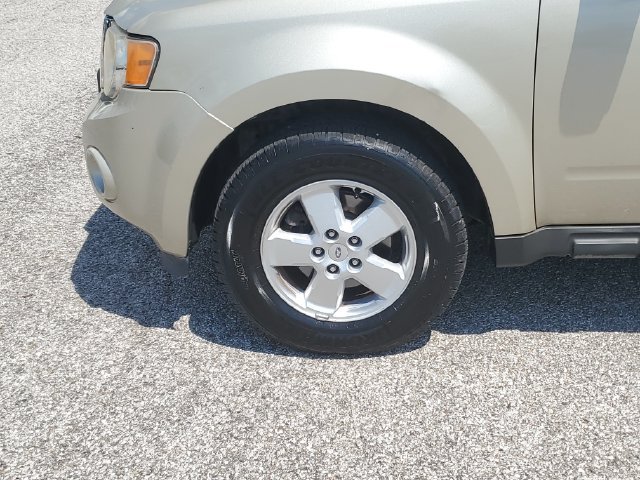 Used 2010 Ford Escape XLT FWD image 8