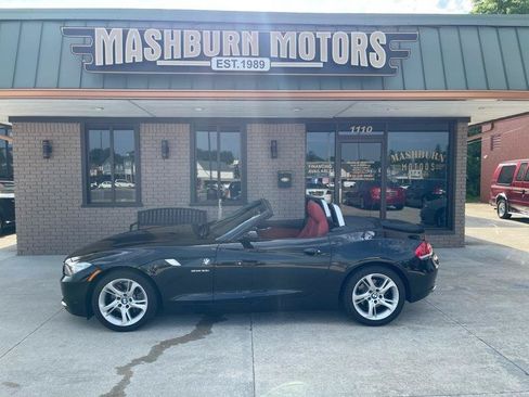 Used 2009 BMW Z4 sDrive35i RWD image 36