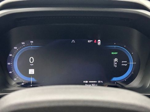 Used 2023 Volvo XC40 Recharge Plus image 20