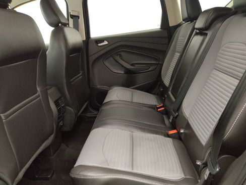 Used 2018 Ford Escape SE w/ SE Sport Appearance Package FWD image 18