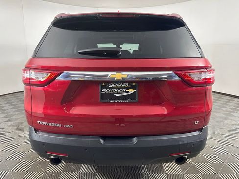 Used 2019 Chevrolet Traverse LT w/ LT Premium Package image 4