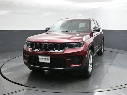 New 2025 Jeep Grand Cherokee Laredo X image 30