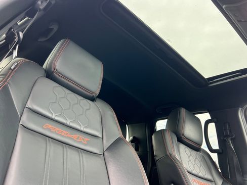 Used 2023 Nissan Frontier PRO-4X w/ Pro-4X Premium Package image 20