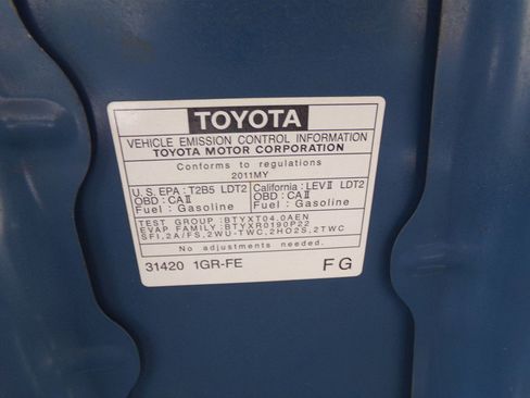 Used 2011 Toyota FJ Cruiser 4WD w/ Convenience Pkg image 62