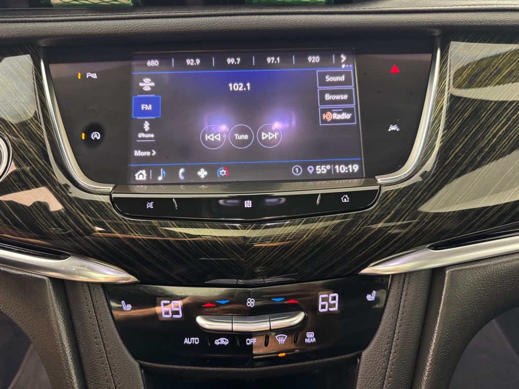 Used 2020 Cadillac XT6 Premium Luxury FWD image 15