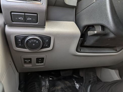 Used 2018 Ford F150 XLT w/ Equipment Group 302A Luxury image 48