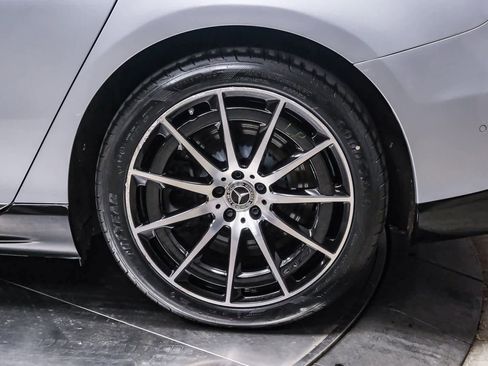 Certified 2022 Mercedes-Benz EQS 450+ Sedan w/ Exclusive Trim Package image 9