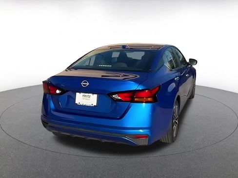 Used 2025 Nissan Altima 2.5 SV image 12