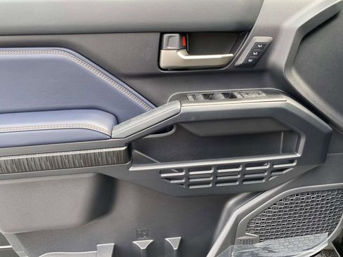 New 2026 Toyota 4Runner 4WD image 16