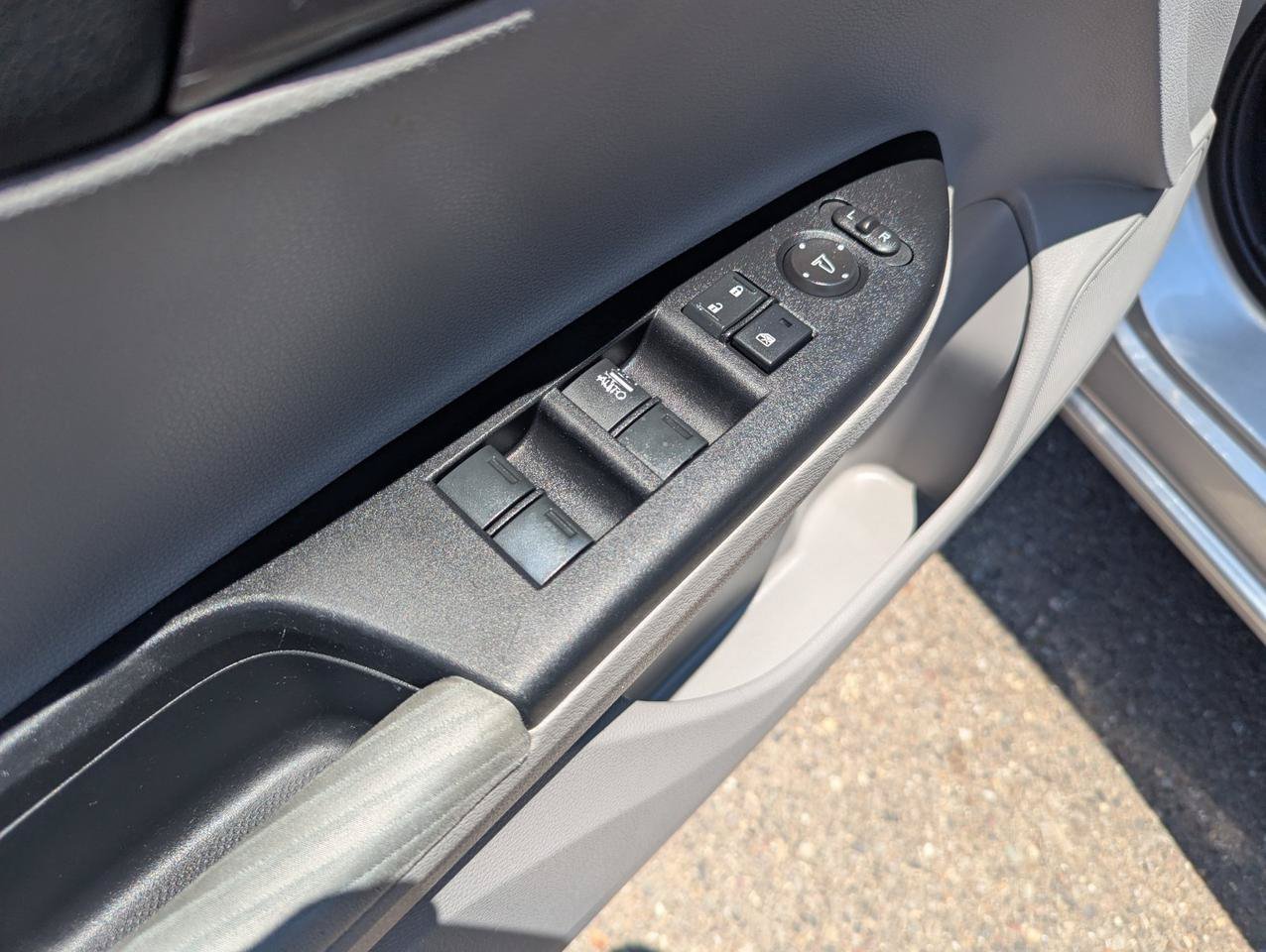 Used 2014 Honda Accord LX image 10