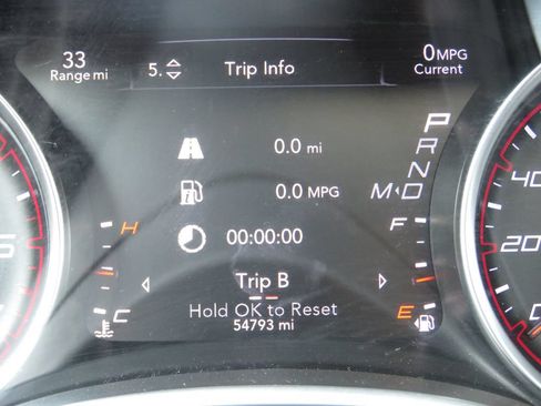 Used 2015 Dodge Charger R/T w/ Premium Group RWD image 20