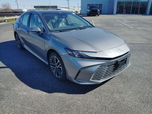 New 2026 Toyota Camry XLE image 1