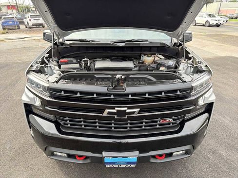 Used 2021 Chevrolet Silverado 1500 LT Trail Boss w/ LPO, Dark Essentials Package image 17