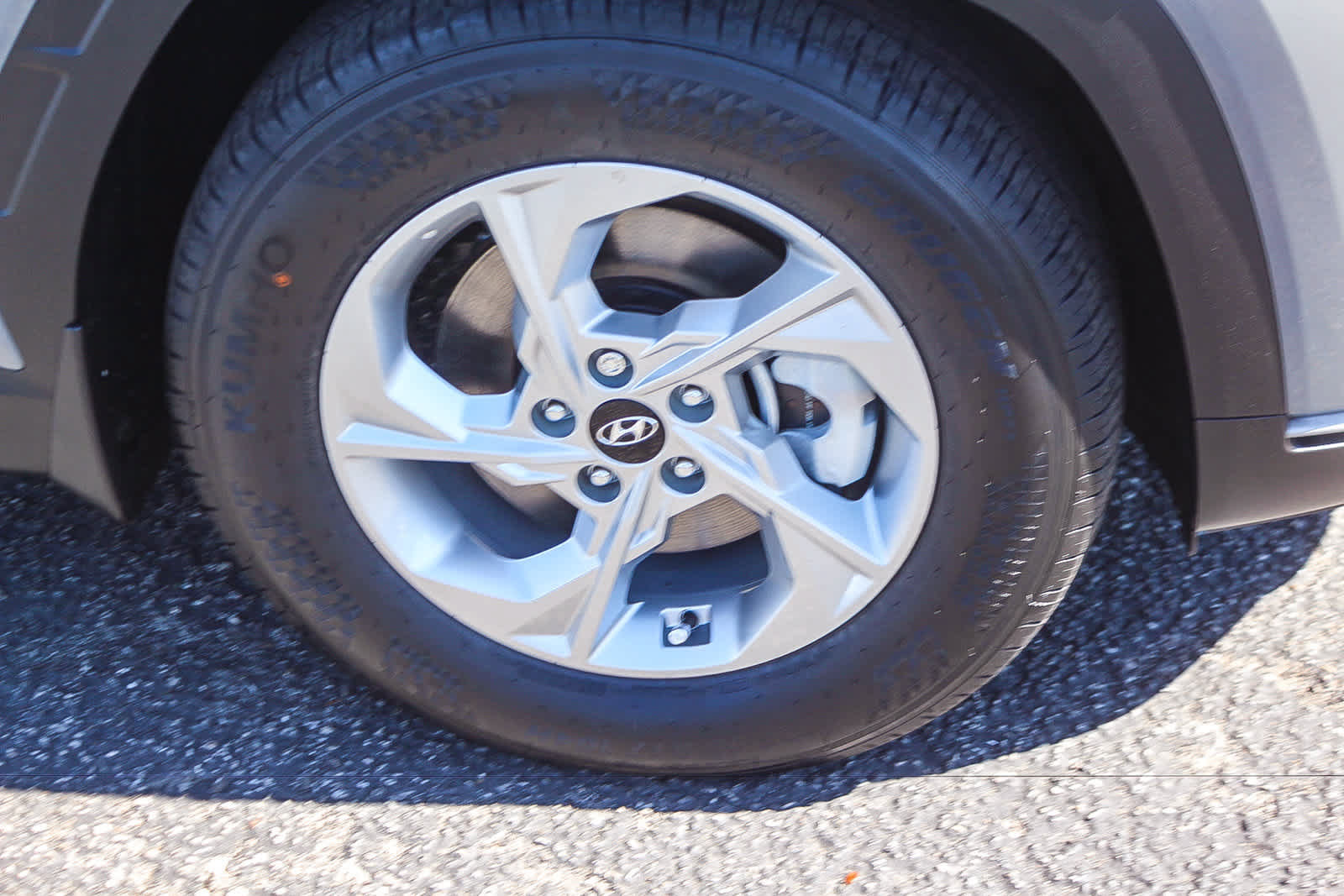Certified 2024 Hyundai Tucson SE FWD image 12