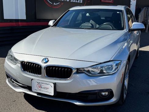 Used 2018 BMW 330i xDrive Sedan AWD/4WD image 1