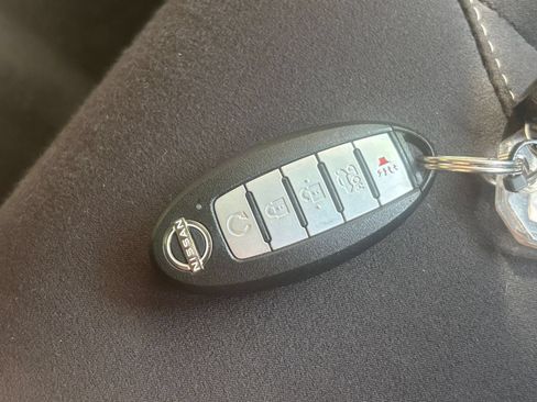 Used 2025 Nissan Altima 2.5 SV FWD image 20