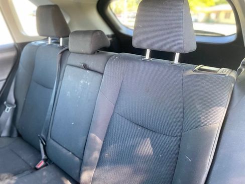 Used 2022 Toyota RAV4 LE AWD/4WD image 28