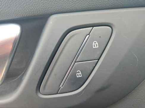 Used 2025 Buick Enclave Sport Touring image 26