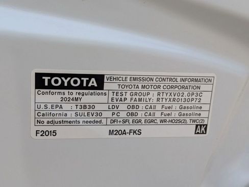 Used 2024 Toyota Corolla LE image 29