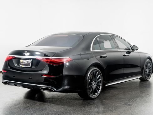 Used 2021 Mercedes-Benz S 500 S 500 image 10