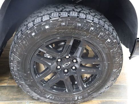 Used 2024 Chevrolet Silverado 1500 LT Trail Boss w/ Convenience Package II image 37