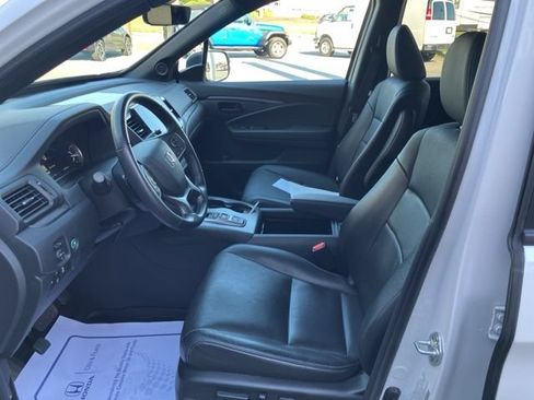 Certified 2023 Honda Passport EX-L image 18