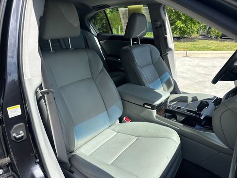 Used 2014 Acura RLX w/ Technology Package FWD image 34