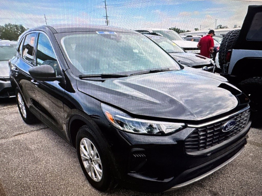 Used 2024 Ford Escape Active w/ Tech Pack #1 FWD image 4