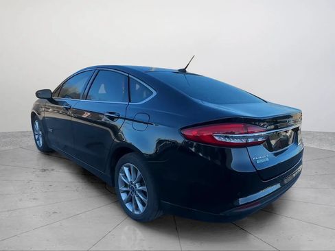 Used 2018 Ford Fusion Energi SE FWD image 3