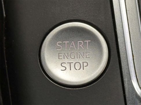 Used 2020 Audi A3 2.0T Premium Plus w/ Premium Plus Package image 31