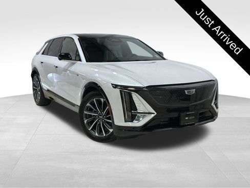 Used 2024 Cadillac Lyriq Sport AWD/4WD image 1
