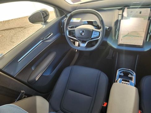 New 2026 Volvo EX30 Ultra w/ Protection Package Premier AWD/4WD image 10