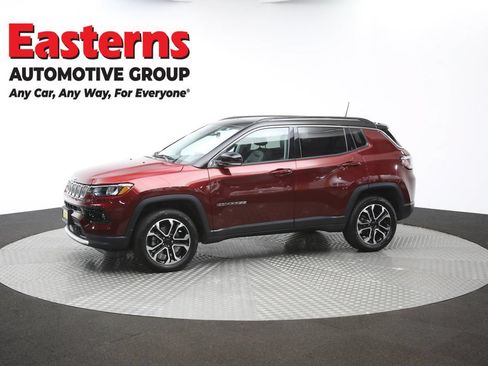 Used 2022 Jeep Compass Limited w/ Sun and Sound Group AWD/4WD image 60
