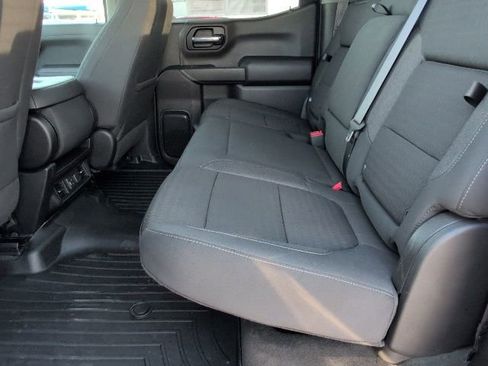 Used 2021 Chevrolet Silverado 1500 LT w/ Convenience Package II image 7