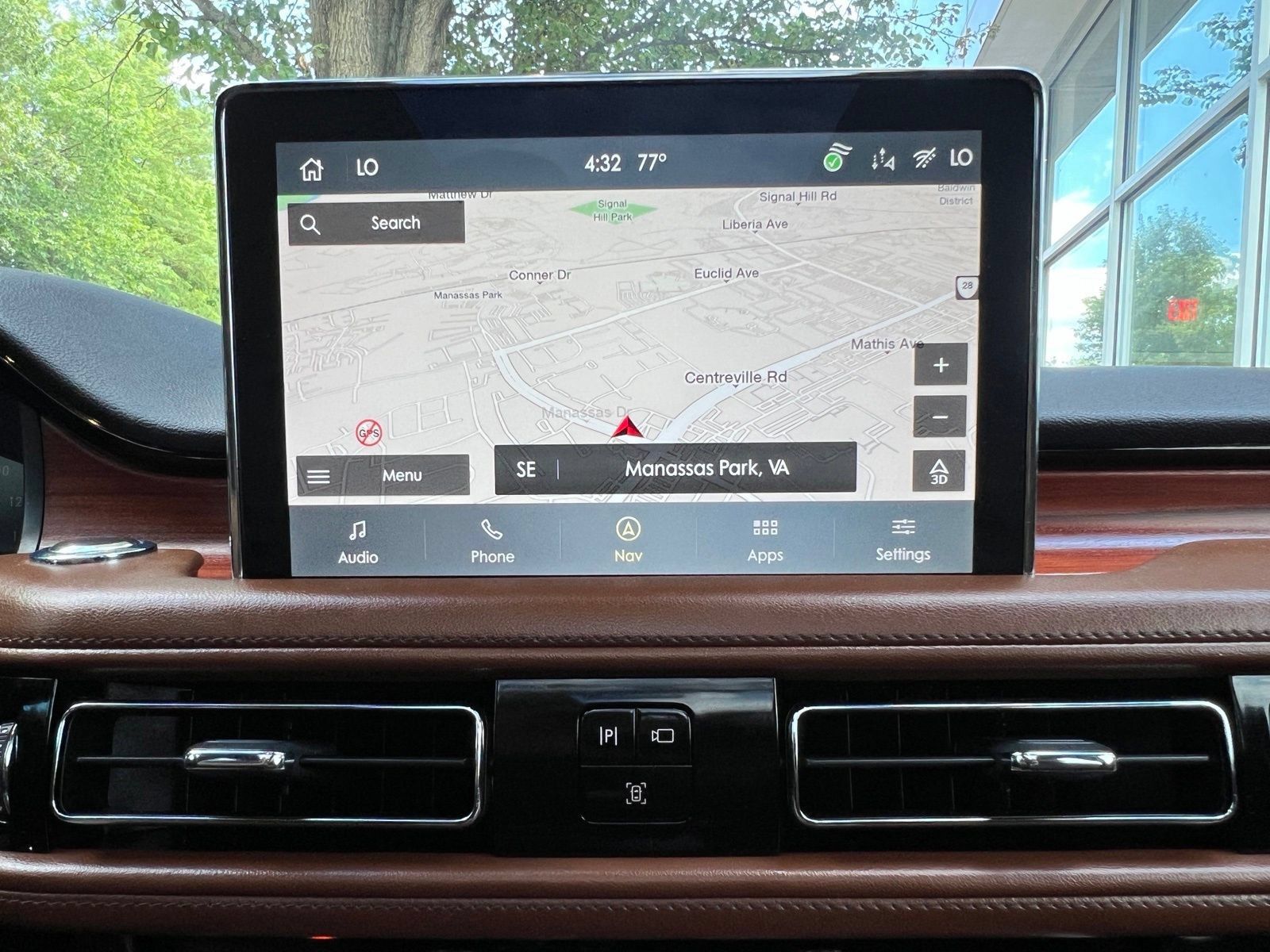 Used 2022 Lincoln Aviator Reserve w/ Equipment Group 201A RWD image 28