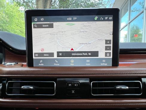 Used 2022 Lincoln Aviator Reserve w/ Equipment Group 201A RWD image 28