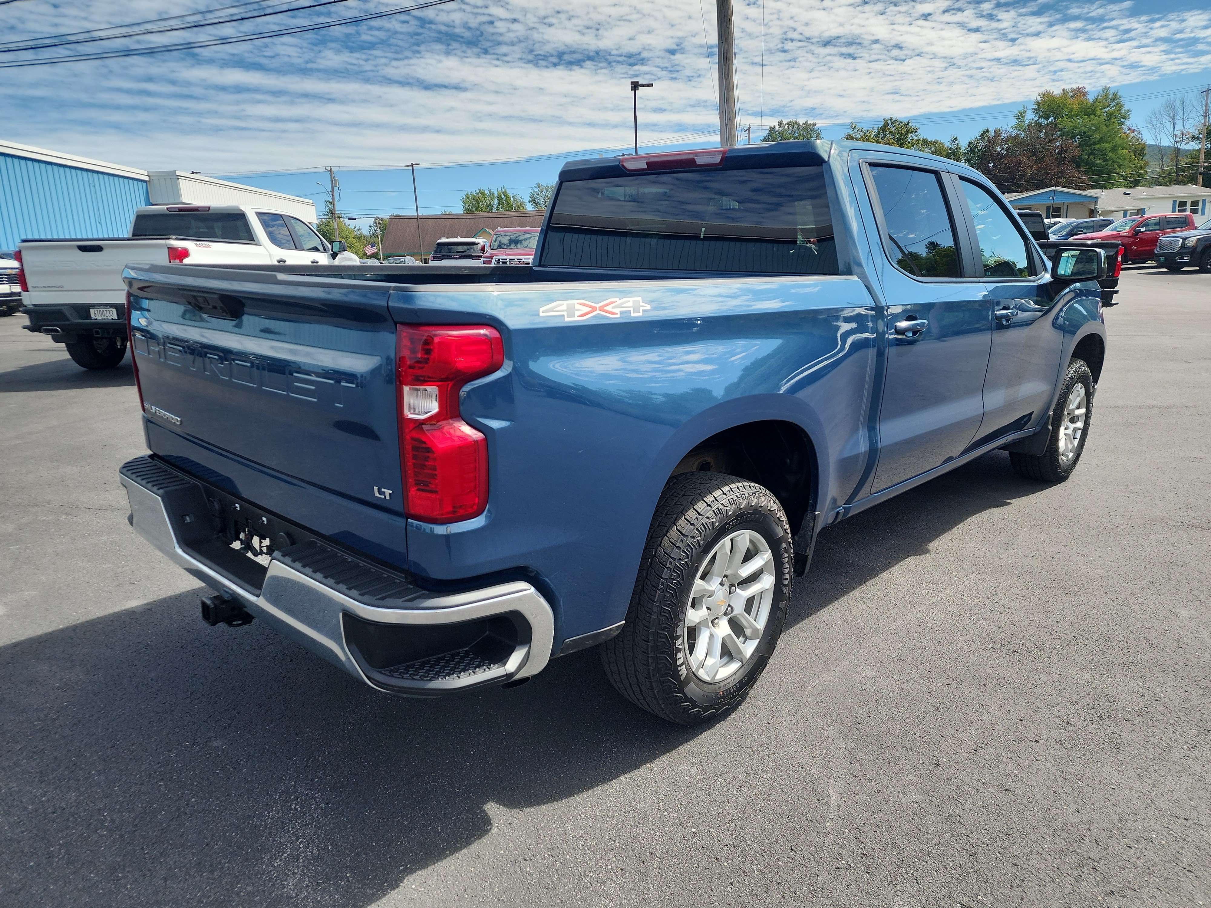 Certified 2024 Chevrolet Silverado 1500 LT AWD/4WD image 8