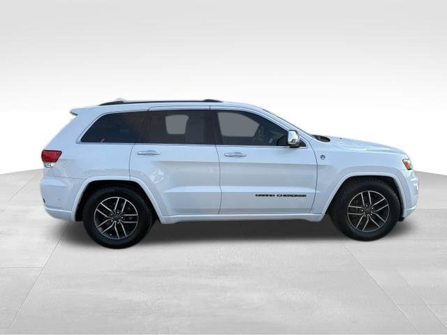 Used 2020 Jeep Grand Cherokee Overland AWD/4WD image 9