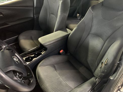 Used 2020 Toyota Prius Prime LE image 14