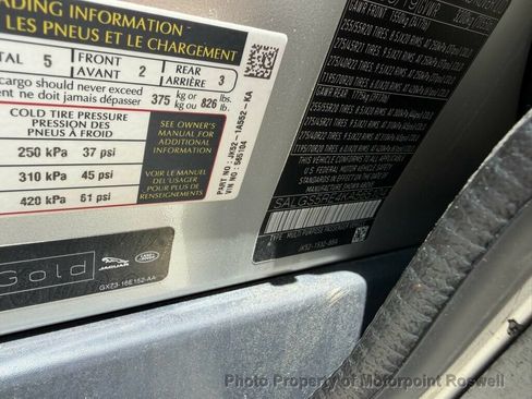 Used 2019 Land Rover Range Rover Long Wheelbase Supercharged AWD/4WD image 12