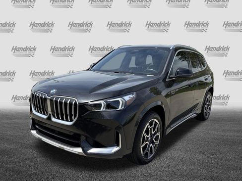Certified 2026 BMW X1 xDrive28i AWD/4WD image 7