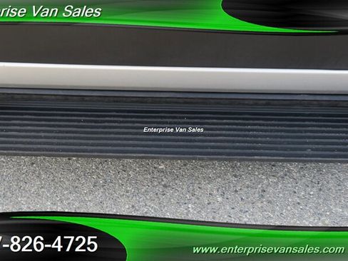 Used 2024 Ford Transit 350 XLT RWD image 11