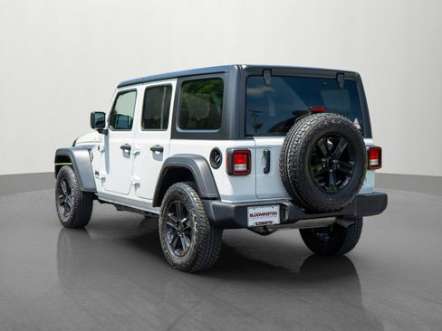 Used 2022 Jeep Wrangler Unlimited Sport AWD/4WD image 5