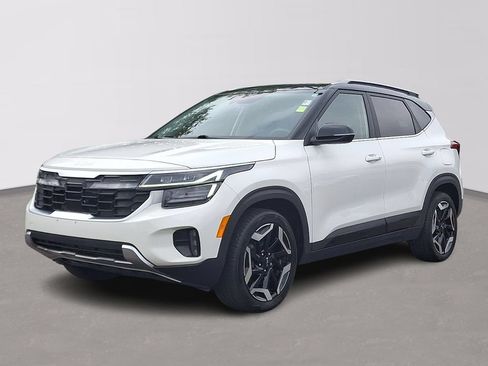 Used 2024 Kia Seltos SX AWD/4WD image 3
