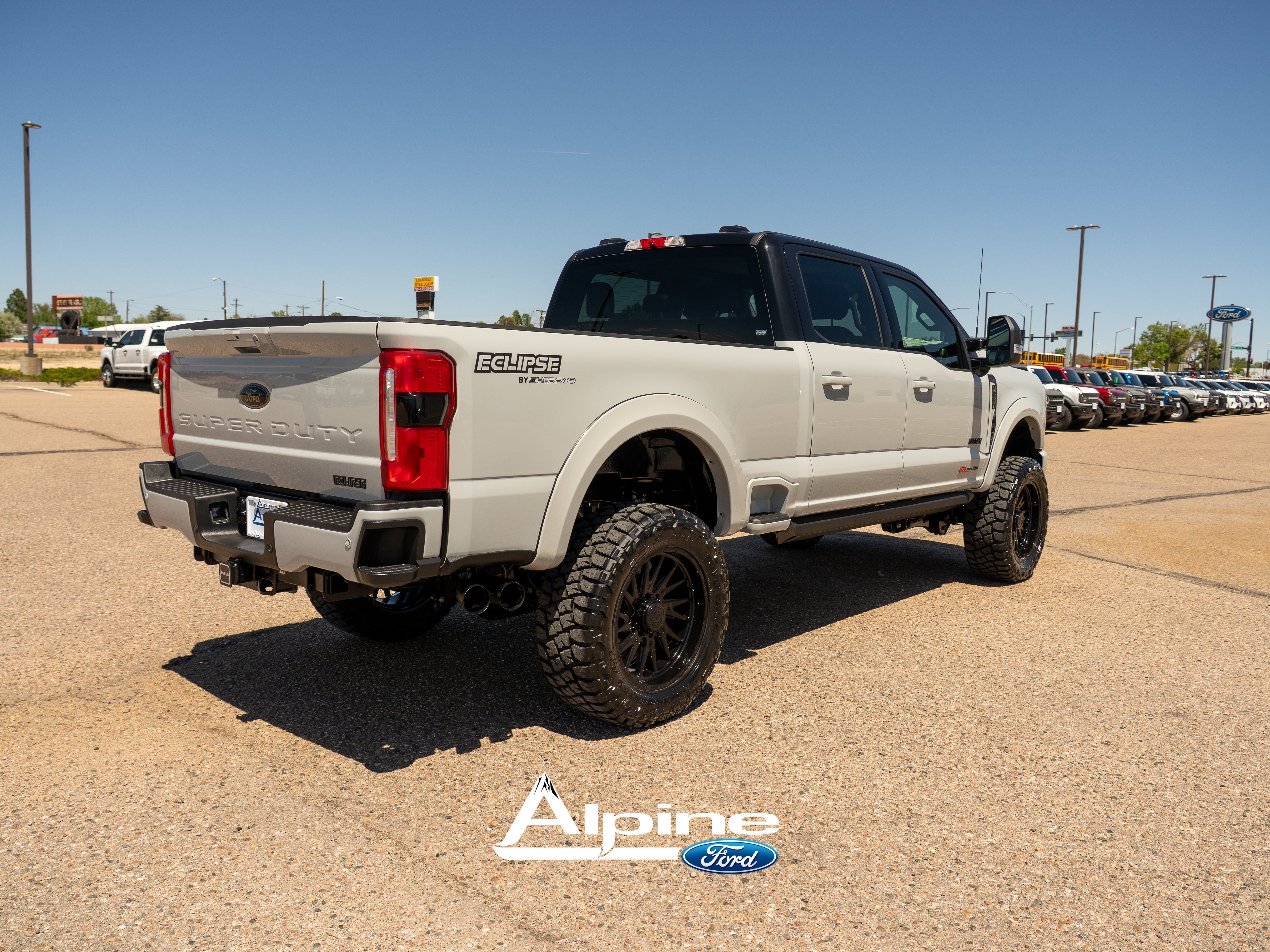 Used 2026 Ford F250 XLT w/ XLT Premium Package AWD/4WD image 4