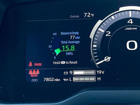 Used 2025 Toyota Tundra Platinum image 17