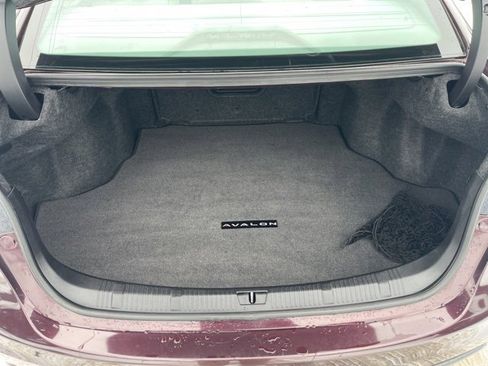 Used 2014 Toyota Avalon image 15